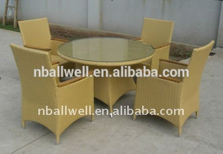 AWRF5025 NEW DESIGN all weather PE rattan table and chair,UV-RESISTANT,WATERPROOF,SUPPLIER black polyrattan